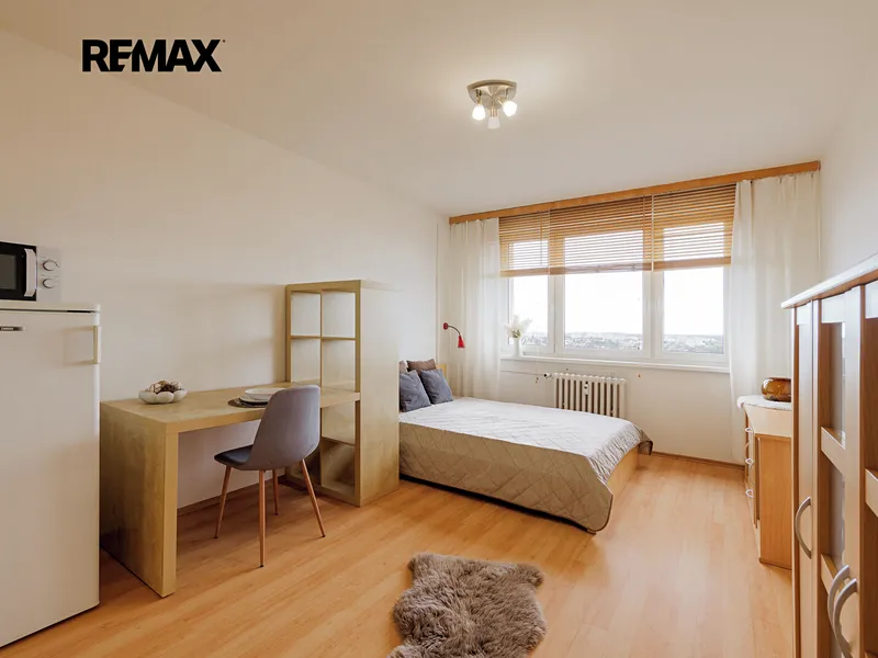 Prodej bytu 1+kk v osobním vlastnictví 27 m², Praha 4 - Háje
